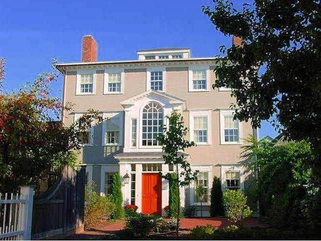 Compass Rose Inn Newburyport Bagian luar foto